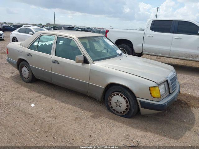  Salvage Mercedes-Benz 300