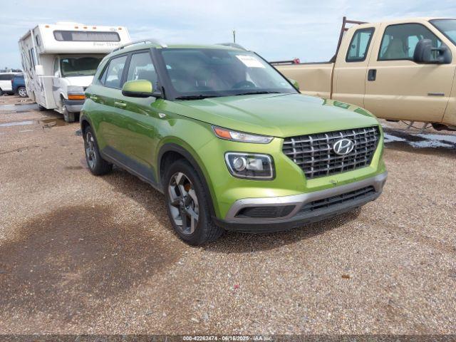  Salvage Hyundai VENUE