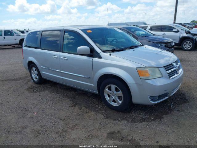  Salvage Dodge Grand Caravan