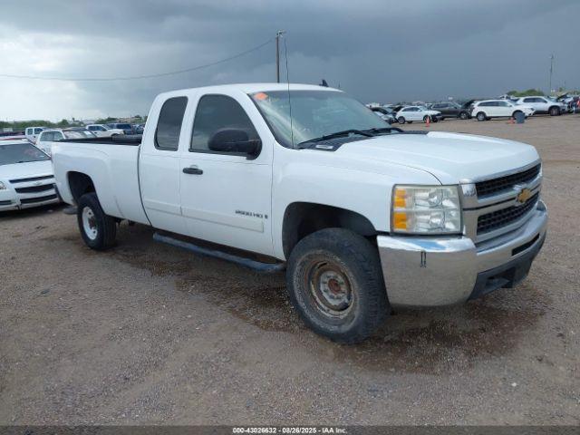  Salvage Chevrolet Silverado 2500