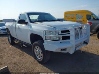  Salvage Chevrolet Silverado 2500