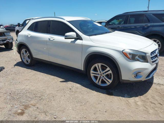  Salvage Mercedes-Benz GLA