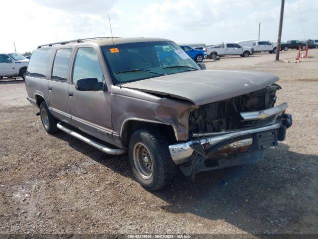  Salvage Chevrolet Suburban 1500