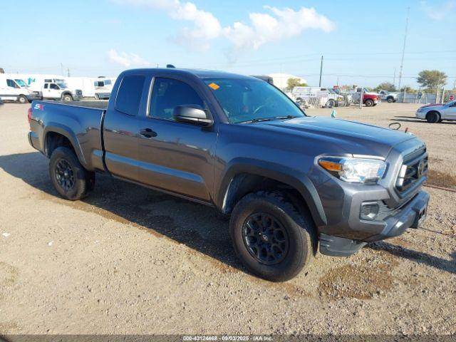  Salvage Toyota Tacoma