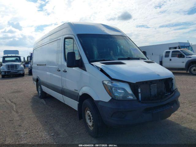  Salvage Mercedes-Benz Sprinter 2500