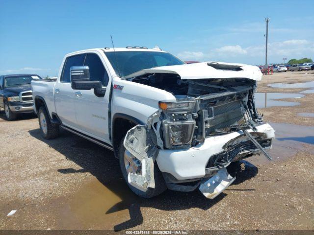  Salvage Chevrolet Silverado 2500