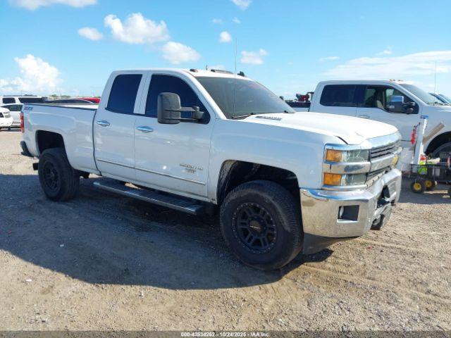  Salvage Chevrolet Silverado 2500