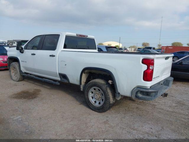 Chevrolet Silverado 3500 Image 2