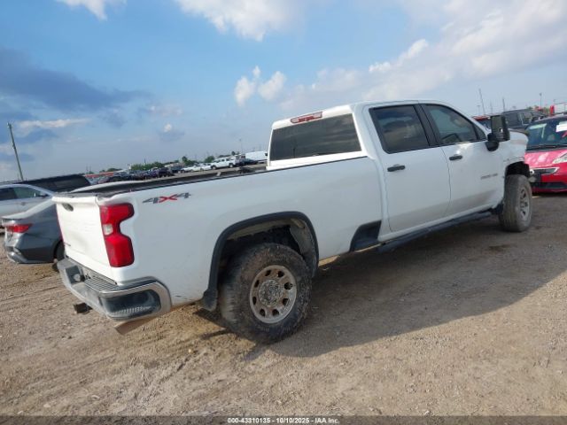 Chevrolet Silverado 3500 Image 3