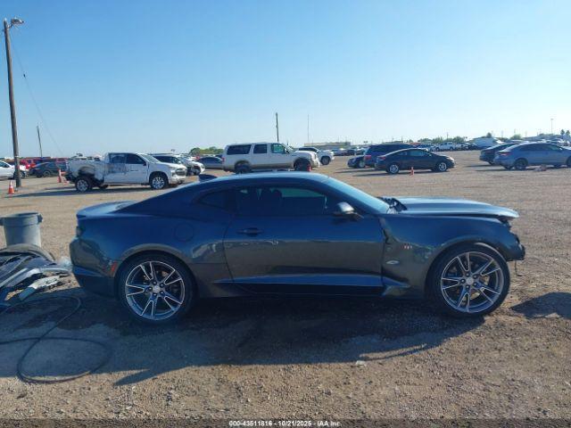 Chevrolet Camaro Rwd  1lt Image 9