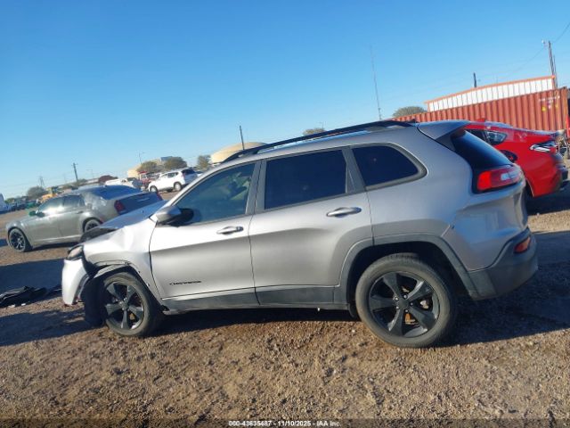Jeep Cherokee Altitude Image 11