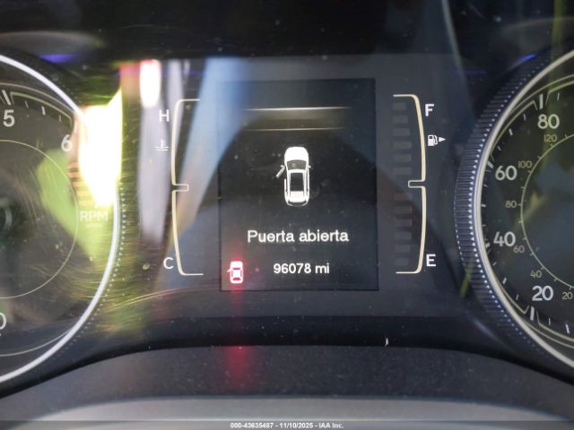 Jeep Cherokee Altitude Image 2