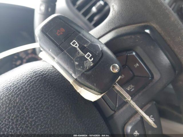 Ford F-150 Xl Image 2