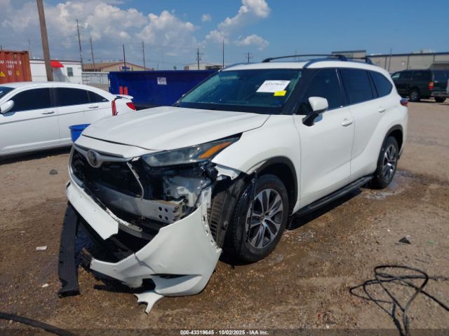 Toyota Highlander Xle Image 3