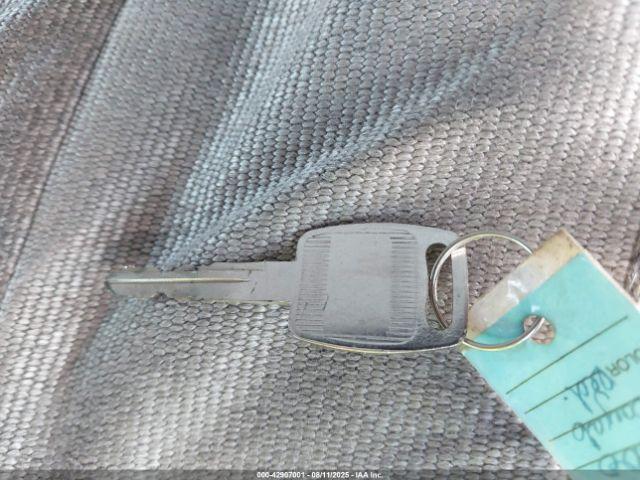 Kenworth T800 Image 11