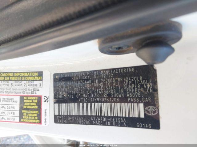 Toyota Camry Se Image 6