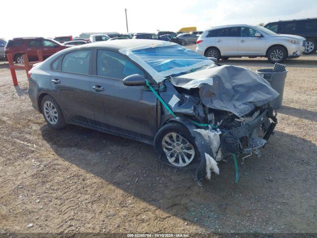  Salvage Kia Forte