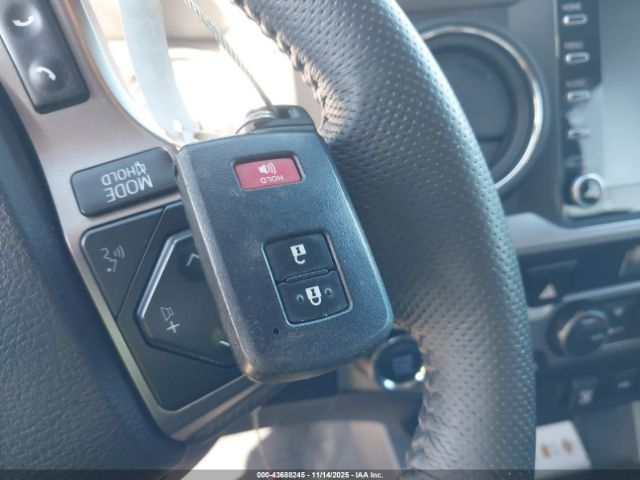 Toyota Tacoma Sr5 V6 Image 15