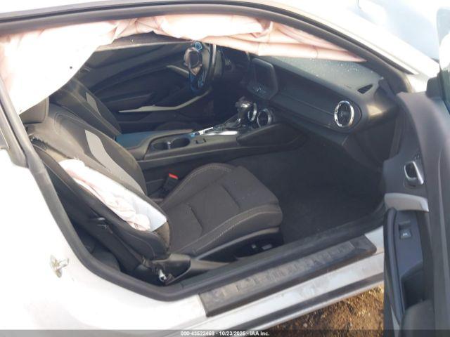 Chevrolet Camaro Rwd  1lt Image 8