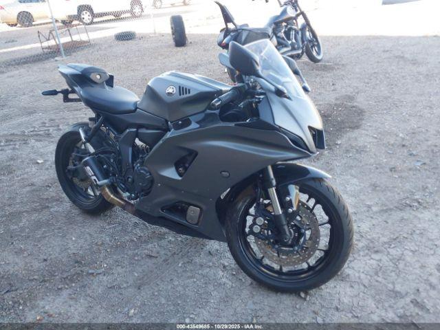  Salvage Yamaha Yzfr7