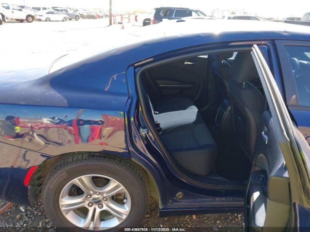 Dodge Charger Se Image 4