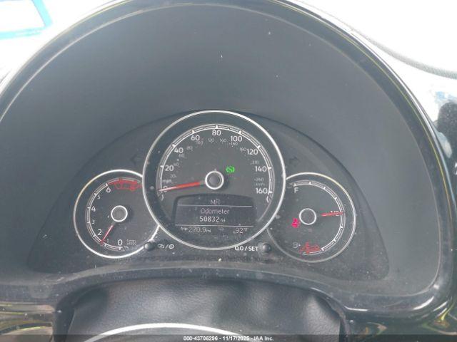 Volkswagen Beetle Image 9