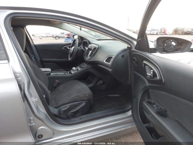 Chrysler 200 Lx Image 7