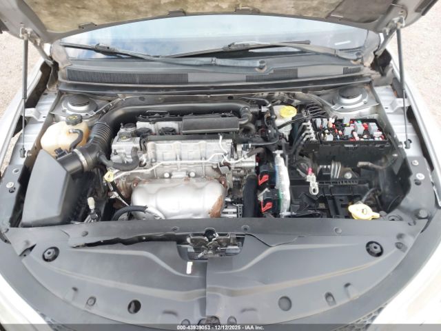 Chrysler 200 Lx Image 2