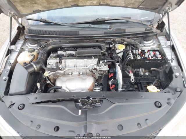 Chrysler 200 Lx Image 2