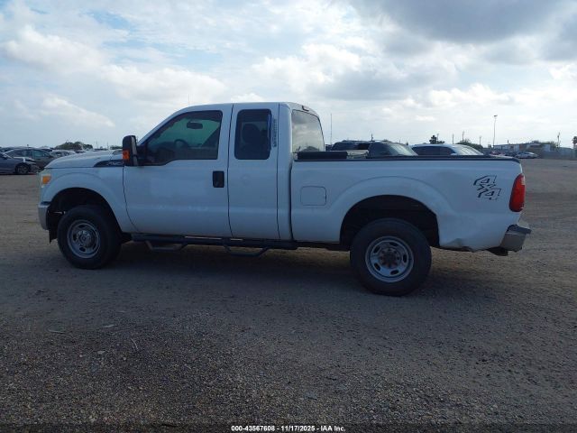 Ford F-250 Xl Image 12