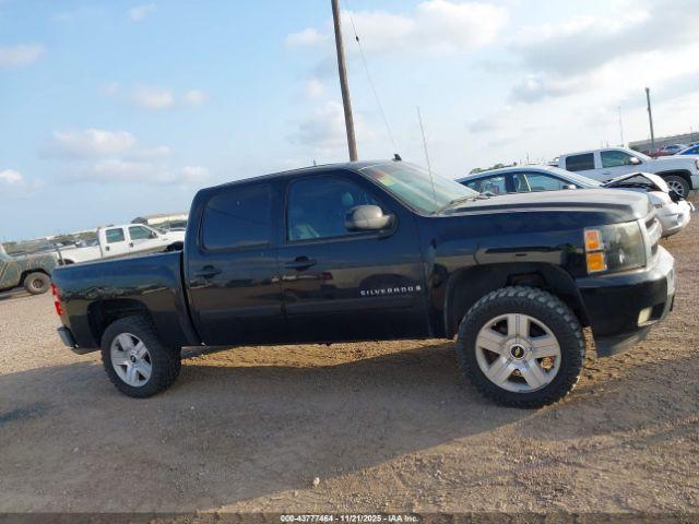 Chevrolet Silverado 1500 Lt1 Image 2