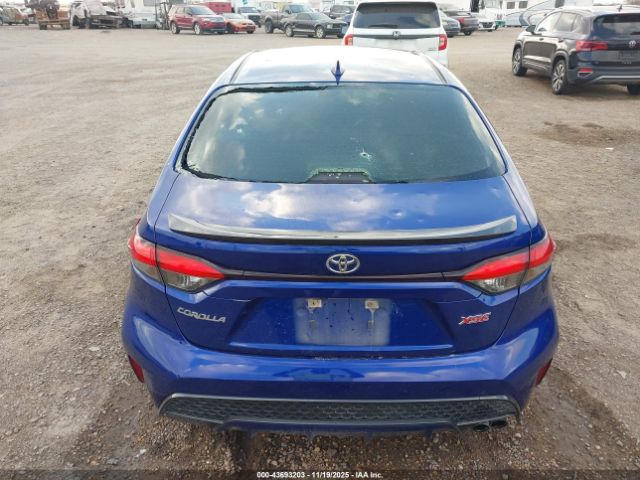 Toyota Corolla Xse Image 11