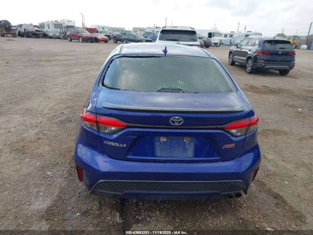 Toyota Corolla Xse Image 12