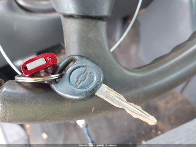 Chevrolet Silverado 2500 Ls Image 9