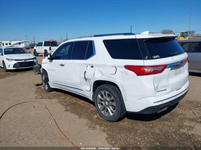 Chevrolet Traverse Premier Image 2