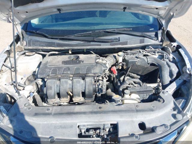 Nissan Sentra S Image 11