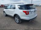 Ford Explorer Xlt Image 2