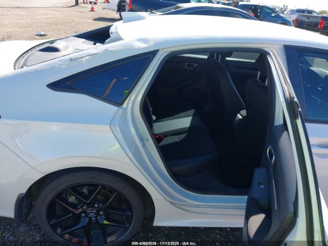 Honda Civic Sport Image 8