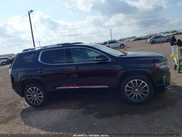 GMC Acadia Fwd Denali Image 15