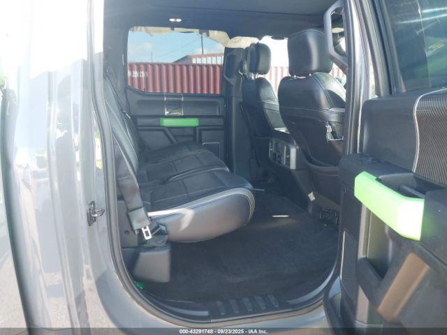 Ford F-150 Raptor Image 4