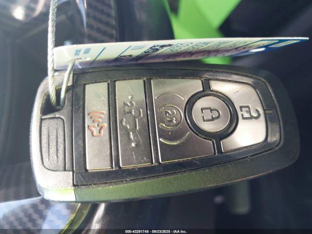 Ford F-150 Raptor Image 5