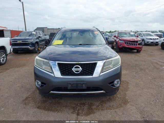 Nissan Pathfinder Platinum Image 9