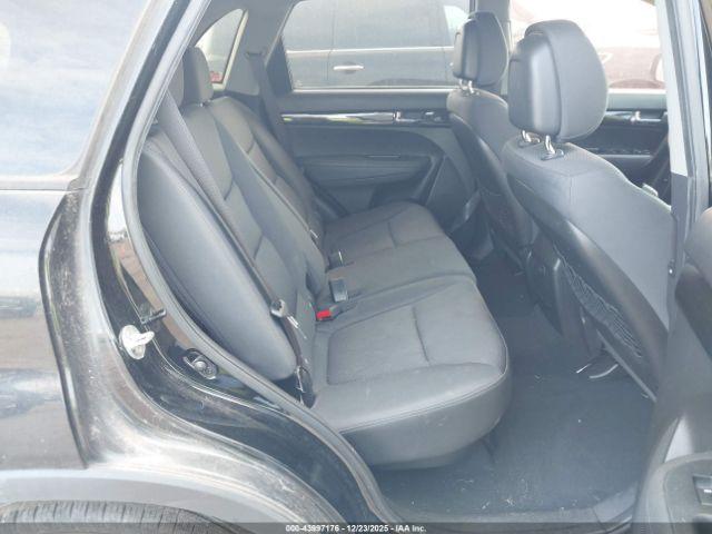 Kia Sorento Lx Image 6