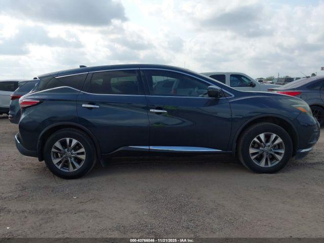 Nissan Murano S Image 3