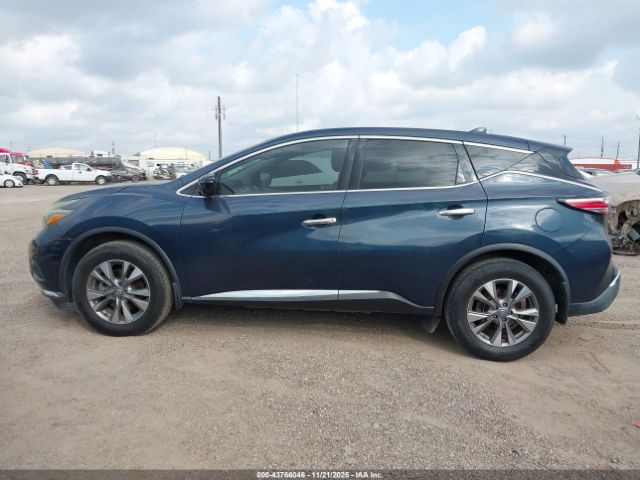 Nissan Murano S Image 16