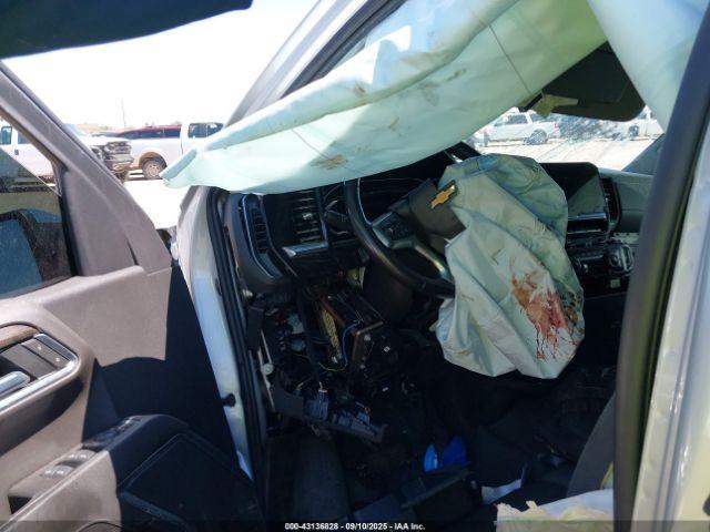 Chevrolet Silverado 1500 2wd  Short Bed Lt Image 10