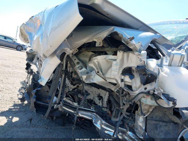 Chevrolet Silverado 1500 2wd  Short Bed Lt Image 8