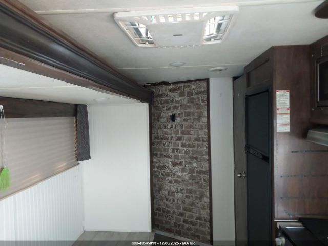 Forest River River Cherokee Image 7