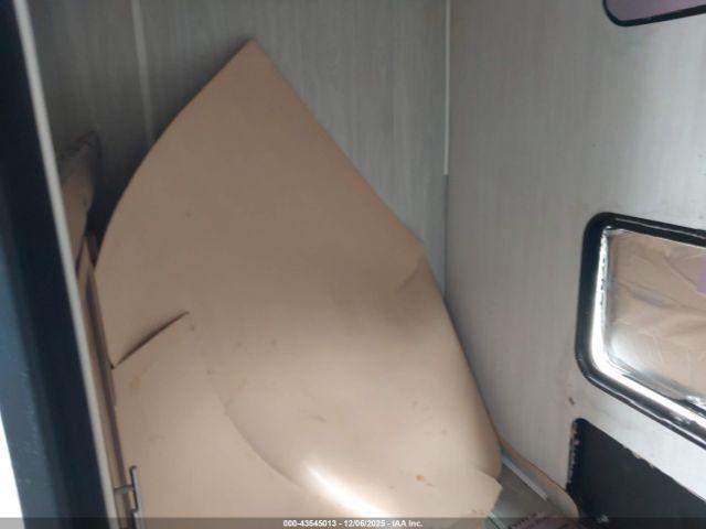 Forest River River Cherokee Image 5