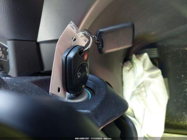 Ford Escape Se Image 5